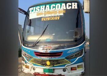 Fire-in-a-bus-in-Kishoreganj-helper-sleeping-inside-is-unharmed