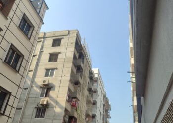 সকালের আকাশ পরিষ্কার, দিনের তাপমাত্রা বাড়ার সম্ভাবনা নেই