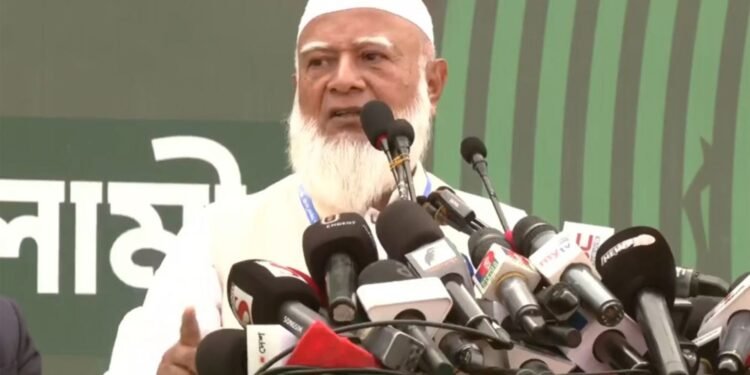 ‘নির্বাচিত হলে বিএনপিকেও বাদ দেব না’, ঐক্যের সরকারের ডাক জামায়াত আমিরের