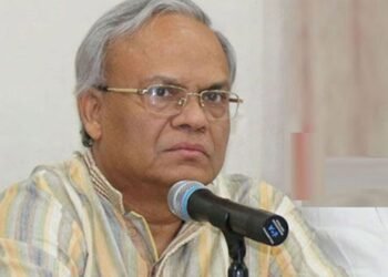 খালেদা জিয়া হেঁটে জেলে গেলেন, ফিরলেন হুইলচেয়ারে—রিজভী