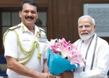 বাংলাদেশকে বন্ধু ছাড়া অন্য কিছু ভাবতে চাই না—ভারতের নৌবাহিনী প্রধান