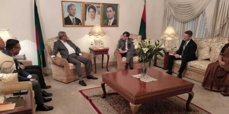 New-French-ambassador-in-meeting-with-Mirza-Fakhrul-in-Gulshan