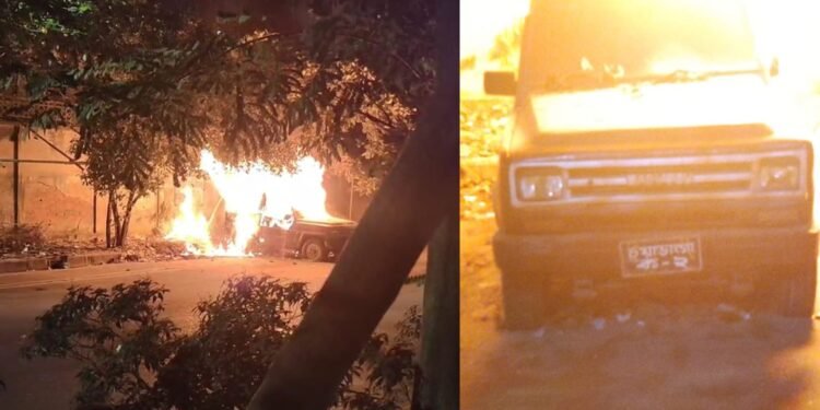 Fire-in-abandoned-car-in-Agargaon