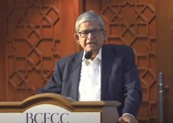 সাংবাদিকরা নিজেরাই রাজনীতিবিদদের পকেটে ঢুকে যান—মির্জা ফখরুল