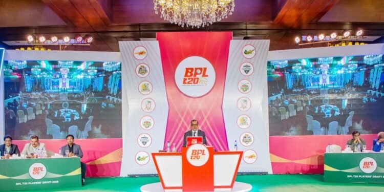 Auction-returns-to-BPL-after-12-years-highest-price-for-locals-50-lakh