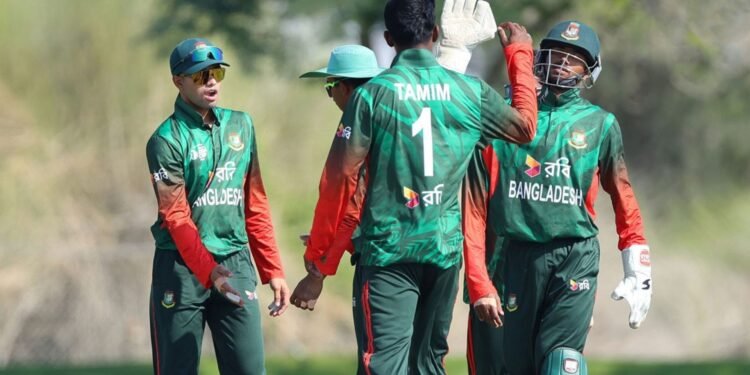 অধিনায়ক তামিম ব্যর্থ, তবুও সহজ জয়ে মাঠ ছাড়ল বাংলাদেশ