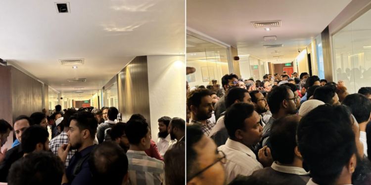 অর্থ উপদেষ্টাকে জিম্মি করার মাশুল: সন্ত্রাসবিরোধী মামলার পর এবার চাকরি হারালেন ১৪ জন