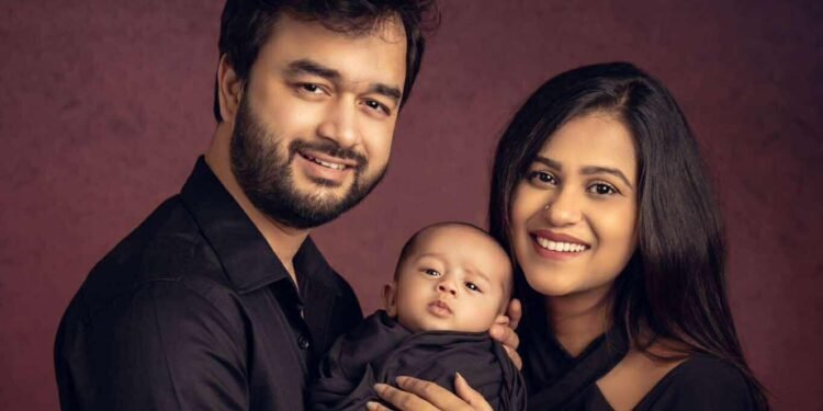 বাবা হলেন সংগীতশিল্পী মেহরাব, ছেলের নাম এরহান রহমান