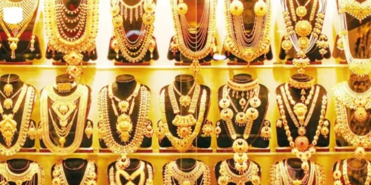 দুই দফা কমার পর উল্টো পথে স্বর্ণের বাজার, ভরিতে বাড়ল ১০৫০ টাকা