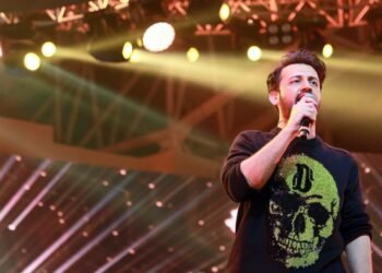 ঢাকায় আসছেন না আতিফ আসলাম: শেষ মুহূর্তে বাতিল হলো কনসার্ট