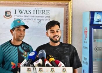 শান্তর হুংকারের পাল্টা জবাব মিরাজের: ‘কথায় নয়, কে কাকে শোয়াবে দেখা হবে মাঠে’