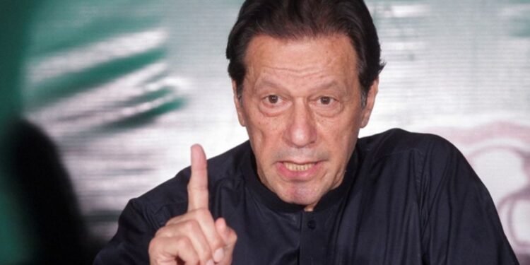 ১৭ বছরের কারাদণ্ড, তবু অদম্য ইমরান: কারাগার থেকেই দিলেন গণআন্দোলনের ডাক