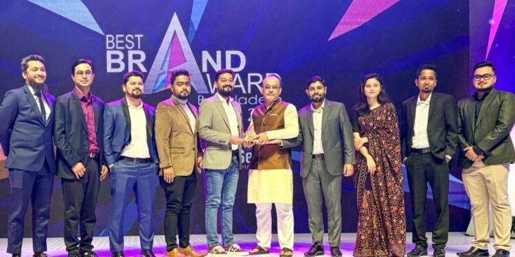 টানা সপ্তমবারের মত ‘বেস্ট ব্র্যান্ড অ্যাওয়ার্ড’ পেল আকিজ সিরামিকস