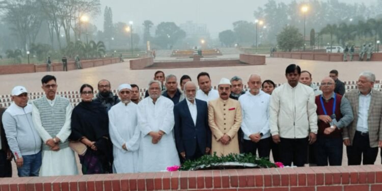 সূর্যাস্তের ‘নিয়ম’ রক্ষায় স্মৃতিসৌধে শ্রদ্ধা জানানো হলো না তারেক রহমানের