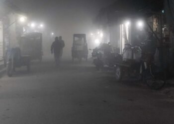 পৌষের শীতে জবুথবু দেশ: যশোরে তাপমাত্রা ৮.৮ ডিগ্রি