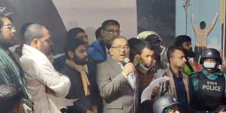 ৭ জানুয়ারির মধ্যে হাদি হত্যা মামলার চার্জশিট