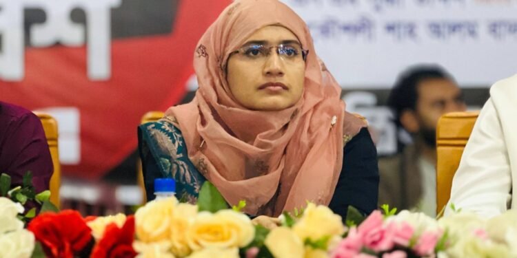 জামায়াতের সঙ্গে সমঝোতা আত্মঘাতী হবে: এনসিপিকে সতর্কবার্তা সামান্তা শারমিনের