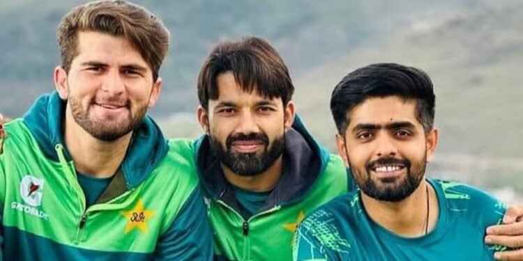 শাদাব ফিরলেও নেই শাহিন-হারিস: লঙ্কানদের বিপক্ষে আনকোরা পাকিস্তান