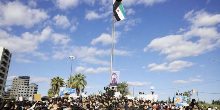 সিরিয়ায় বিভিন্ন শহরে ছড়িয়ে পড়েছে রক্তক্ষয়ী সংঘর্ষ