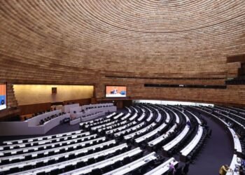 সংসদ ভেঙে দিলেন আনুতিন: সীমান্ত সংঘাতের আবহেই ফেব্রুয়ারিতে ভোট