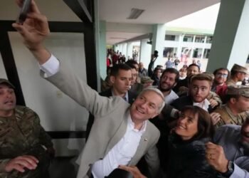 ৩ লাখ অভিবাসী তাড়ানোর প্রতিশ্রুতি দিয়ে চিলির ক্ষমতায় কট্টর ডানপন্থি কাস্ত