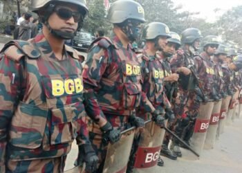 ইসি ভবনের সামনে বিজিবি মোতায়েন