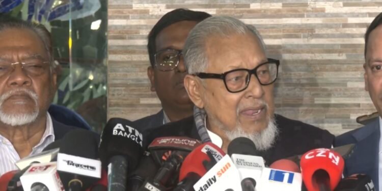 পোস্টাল ব্যালটে ‘কারসাজি’: বিএনপির প্রতীক ভাঁজের আড়ালে ফেলার অভিযোগ