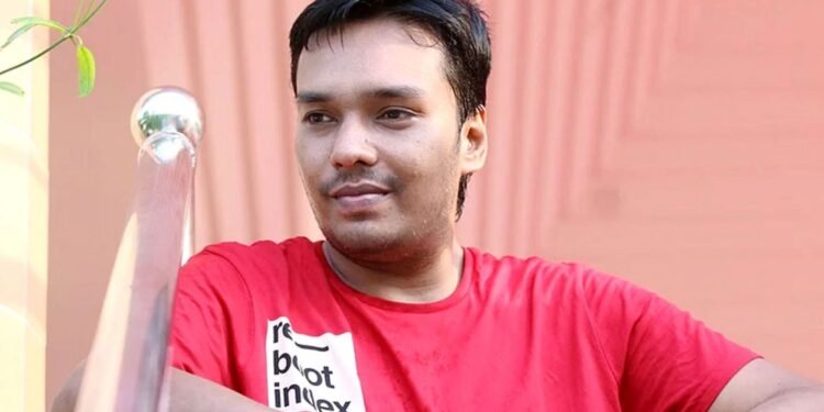 স্ট্রোক ও রক্তক্ষরণের ভয়াবহ অভিজ্ঞতার কথা জানালেন তৌসিফ