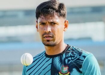 বিসিসিআইয়ের নির্দেশে মুস্তাফিজকে ছাড়তে বাধ্য হলো কলকাতা