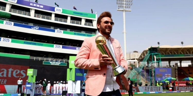 ভারত টাকার দাপট দেখাচ্ছে, বিসিবির সিদ্ধান্ত সঠিক—শহীদ আফ্রিদি