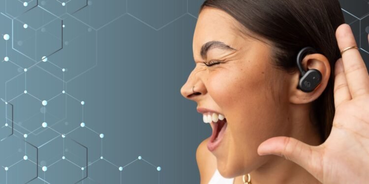 ইয়ারবাডের ভলিউম বাড়ালেই বিপদ: স্থায়ীভাবে কমতে পারে শ্রবণশক্তি