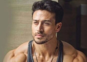 টাইগার শ্রফের ‘ফ্লাইট ফোবিয়া’: ভয় কাটাতে নিচ্ছেন থেরাপি