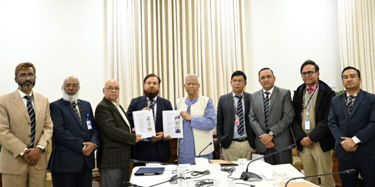 মন্ত্রণালয়ের নিয়ন্ত্রণে থাকবে না গবেষণা: বিদ্যুৎ খাতে ইউনূসের নতুন রোডম্যাপ