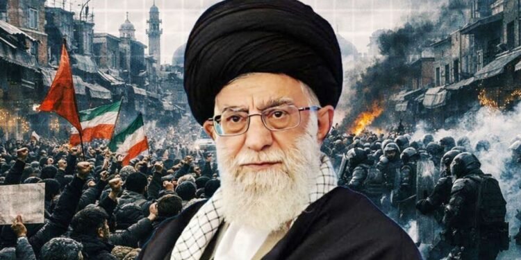 আন্দোলনকারীদের ‘আল্লাহর শত্রু’ ঘোষণা ইরানের