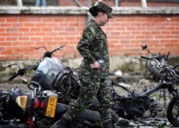 কলম্বিয়ায় ফার্কের দুই গ্রুপের রক্তক্ষয়ী সংঘর্ষে নিহত ২৭