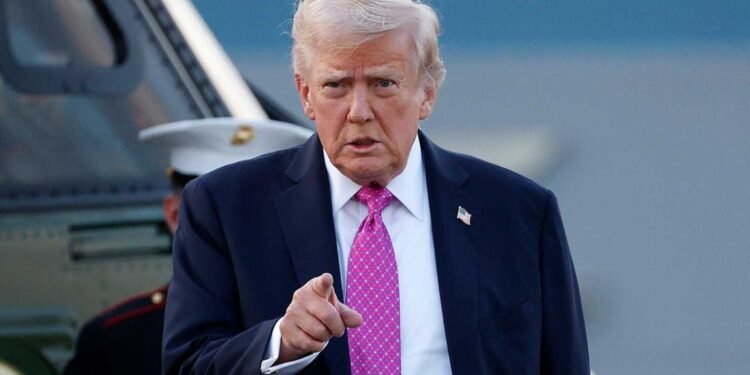 ‘গ্রিনল্যান্ড ছাড়ুন, ইউক্রেন যুদ্ধ সামলান’: ইউরোপকে ট্রাম্পের খোঁচা