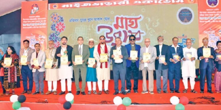 ৮ হাজার শিশুর অংশগ্রহণে চট্টগ্রামে জমজমাট মাইজভাণ্ডারী মাঘ উৎসব ও বিজ্ঞান মেলা