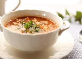 ‘প্রাকৃতিক পেনিসিলিন’ চিকেন স্যুপ বনাম অ্যান্টিঅক্সিডেন্ট টমেটো