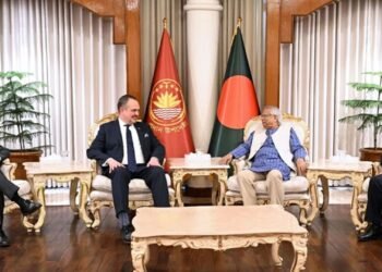 ১২ ফেব্রুয়ারির নির্বাচন হবে ভবিষ্যতের ‘বেঞ্চমার্ক’: মার্কিন দূতকে ড. ইউনূস