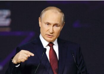 ‘ডেনমার্ক গ্রিনল্যান্ডের সঙ্গে নিষ্ঠুর আচরণ করেছে’: ভ্লাদিমির পুতিনের সমালোচনা