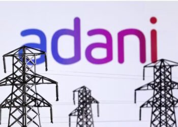 গ্রিডের চেয়ে তিনগুণ বেশি দাম: আদানিকে দেওয়া হচ্ছে ১৪.৮৭ সেন্ট!