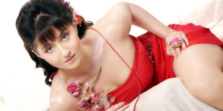 ফলোয়ার দেখে কাস্টিং করলে কাজ করব না—স্বস্তিকা মুখার্জি