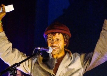 বব মার্লে থেকে রোলিং স্টোনস: সবার প্রিয় ড্রামার স্লাই আর নেই