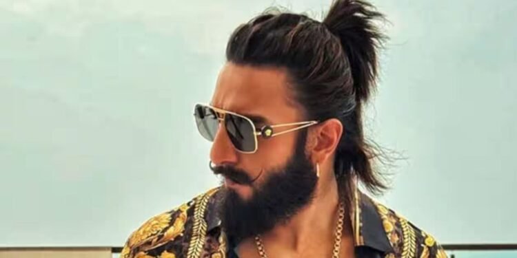 রণবীরের বিরুদ্ধে এফআইআর