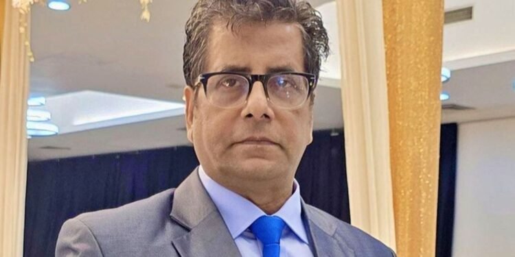 একজন সাংবাদিক জেলখানায় অথচ কেউ কিছু লেখেননি—আনিস আলমগীর
