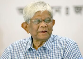 অর্থনীতি ভালো করছে, রাজনীতিতে মাঝেমধ্যে ধাক্কা লাগতে পারে: অর্থ উপদেষ্টা