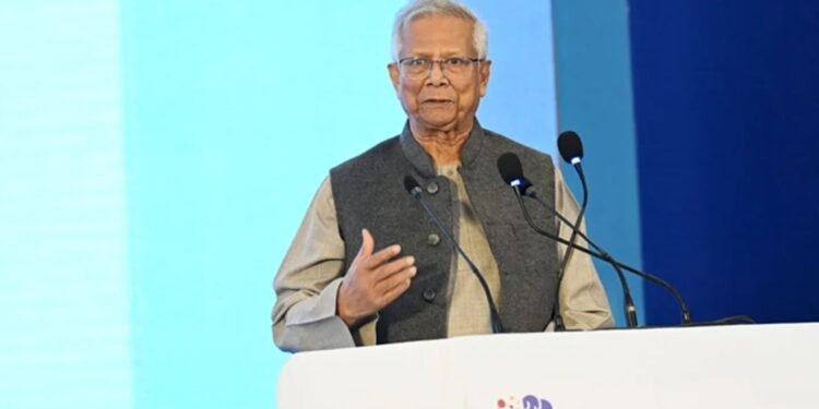 ‘চাকরিনির্ভর শিক্ষা মানুষকে দাসে পরিণত করে’: শিক্ষা সম্মেলনে ড. ইউনূস