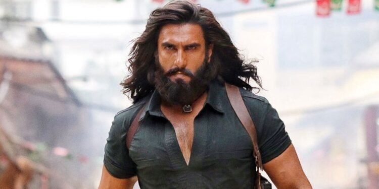 ২০ লাখ ডাউনলোডে পাকিস্তানে ইতিহাস গড়ল ধুরন্ধর