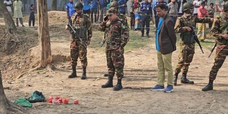 মাছের বদলে জালে উঠল তাজা ককটেল!