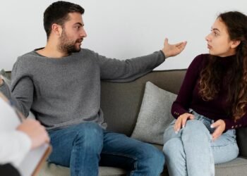 অকারণে ক্ষমা চাওয়া ব্যক্তিত্বহীনতার লক্ষণ